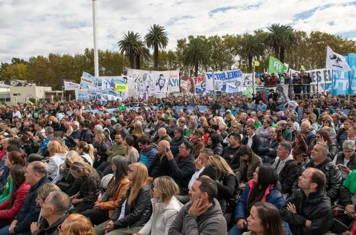 Muy fuerte apoyo para reivindicar el Canal Magdalena urgente.