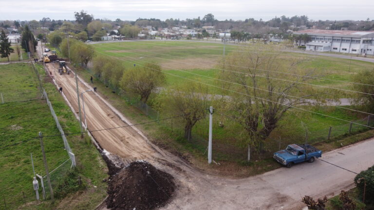 Mas obras para nuestra ciudad con recursos propios y de calidad.